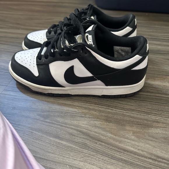 Nike Dunks - Picture 3 of 5